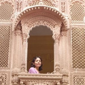 Meet your Posher, Snigdha